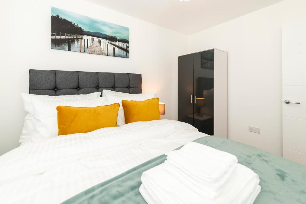 Greenfield Holiday Homes Брэкнэлл Экстерьер фото